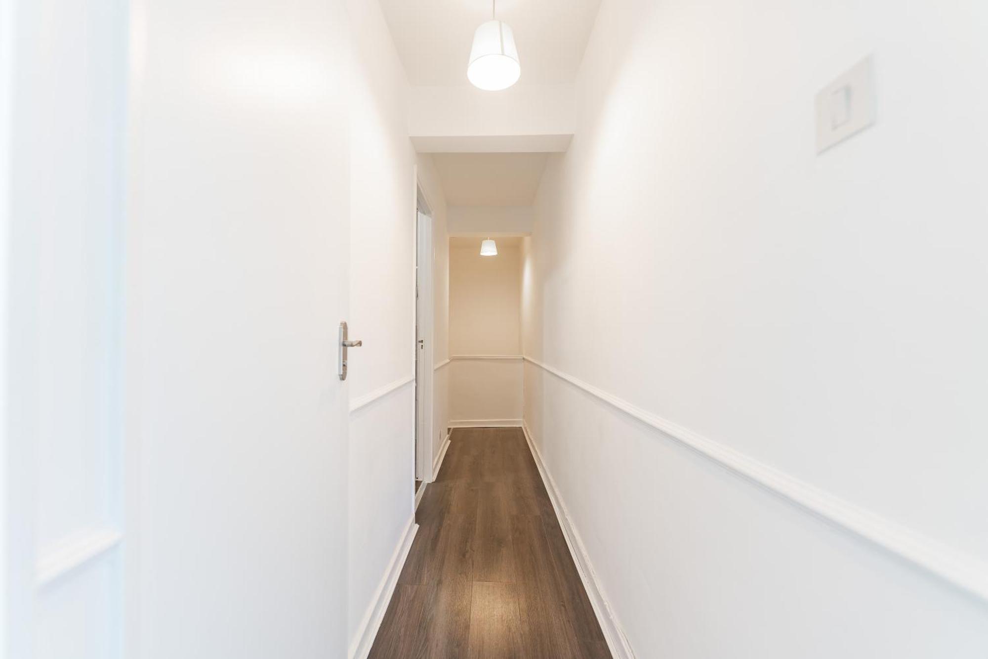 Luxury 3 Bedroom Flat With Balcony In Westbourne Park London Kültér fotó